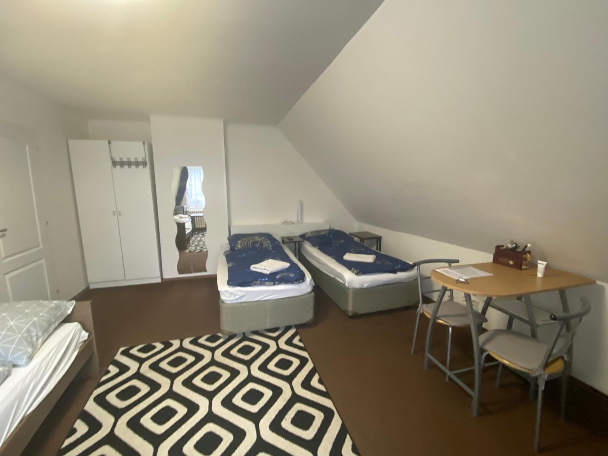 Homestay U Hanky Zdiby Екстериор снимка