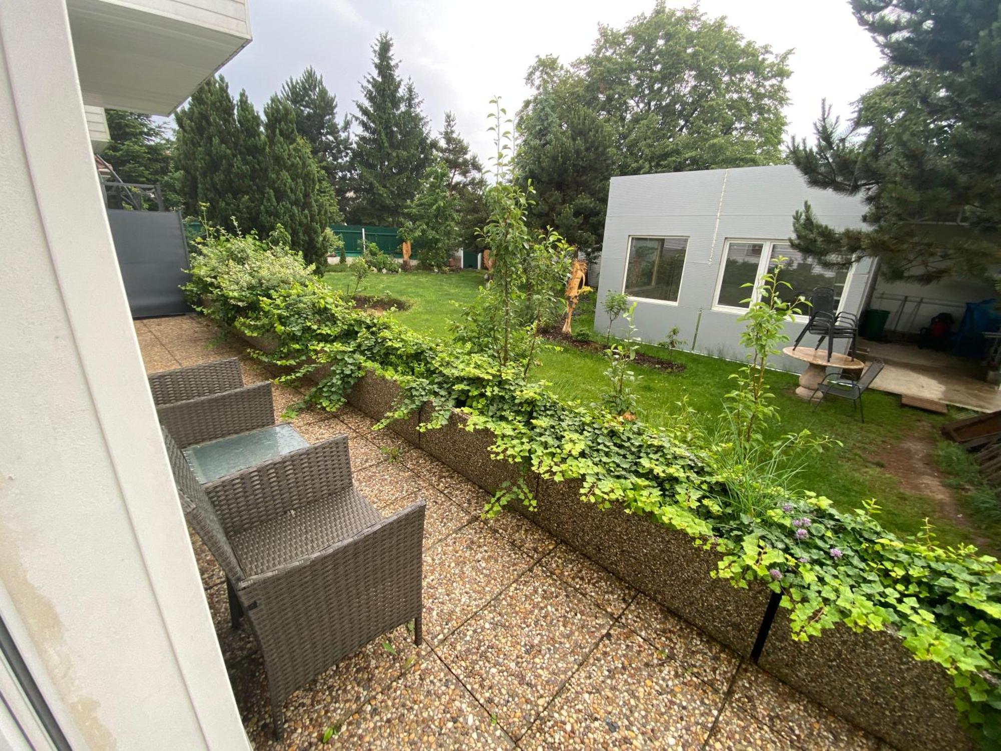 Homestay U Hanky Zdiby Екстериор снимка